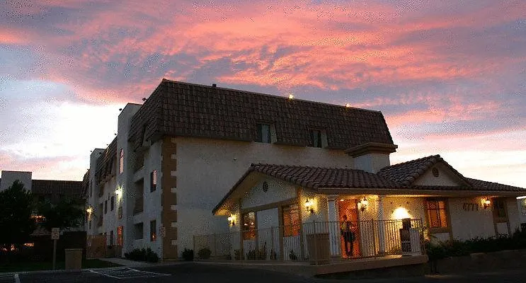 Hotel Emerald Suites At Cameron Las Vegas